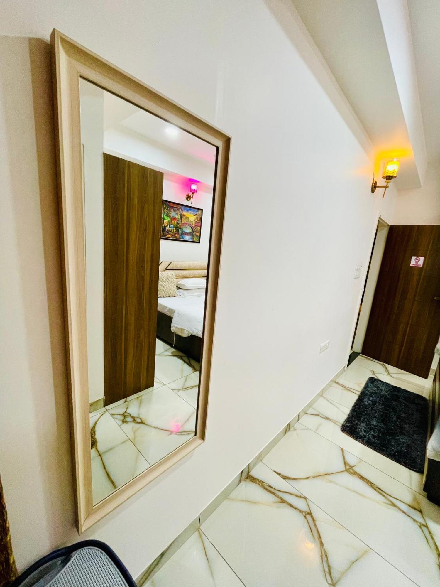 3Bhk Airport Vista Apartment - Entire Apartment Jaipur Exteriör bild